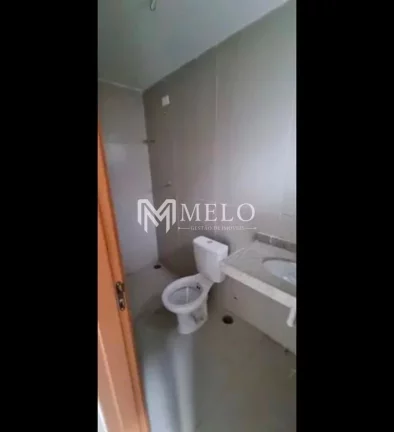 Imagem CASA com 3qts., 1 suíte, 1 vaga, 68,46m²...