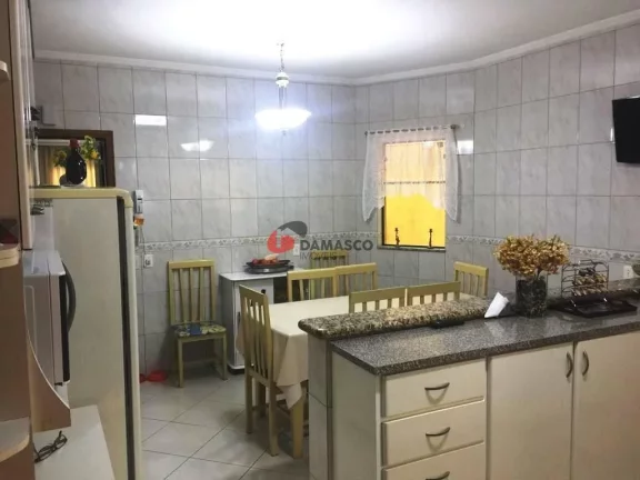 Imagem Sobrado para Venda 4 Quartos, 1 Suite, 4 Vagas, Nova Gerty, São Caetano do Sul - SP