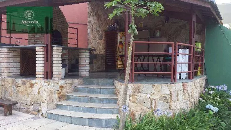 Imagem Sobrado à venda, 420 m² por R$ 4.240.000,00 - Caputera - Arujá/SP