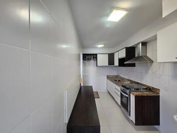 Imagem Apartamento à Venda em Alphaville I com 3/4 com Suíte e Varanda Integrada