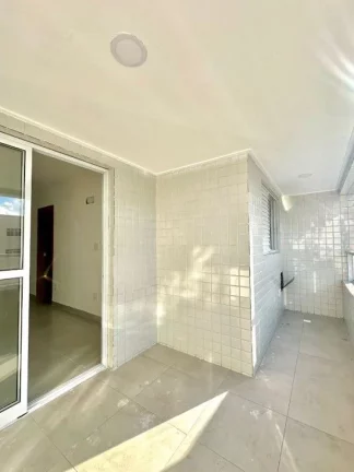 Imagem Apartamento à Venda em Guilhermina, Praia Grande - SP