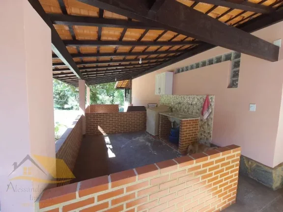 Imagem Vendo Linda Chácara com 40 Mil Mts² Próximo ao centro de Friburgo