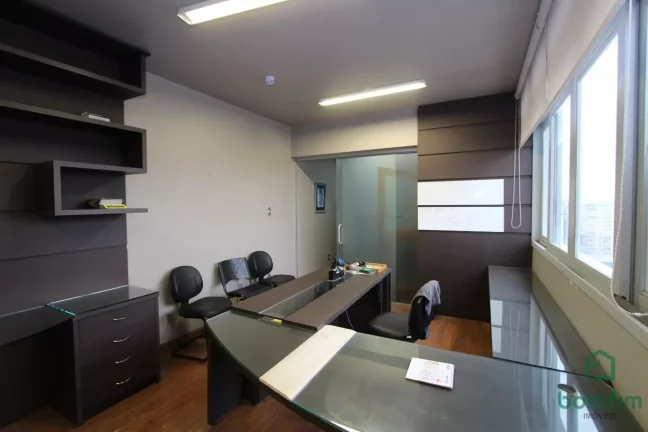 Imagem Alugo conjunto mobiliado, no Bairro Centro Histórico, Porto Alegre/RS - AP2675