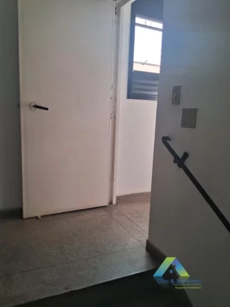 Imagem Sala Comercial com 50m² recém reformada em localização privilegiada de Moema/Zsul