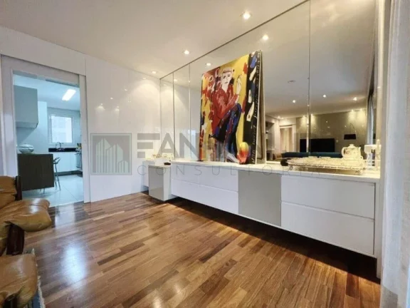 Imagem Excelente oportunidade! Imóvel amplo à venda no coração do Itaim Bibi, em São Paulo. Com 3 quartos, sendo 3 suítes, e 3 banheiros no total, este imó