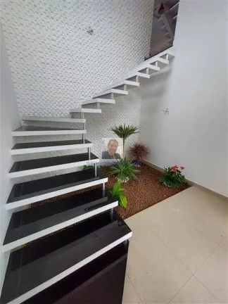 Imagem Vende-se linda Casa 3 Suítes em Condomínio Vila Verde, km 36 Ra
