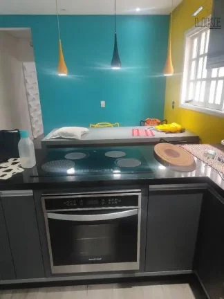 Imagem Venda Imperdível: Casa no Jardim das Indústrias com 3 Quartos e Suíte!"