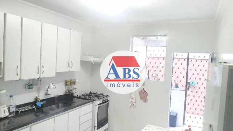 Imagem Casa Sobreposta Térrea com 3 dormitórios à venda, 140 m² por R$ 730.000 - Marapé - Santos/SP