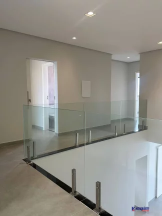 Imagem VENDO CASA 4/4 SENDO TRÊS SUIT EM CONDOMÍNIO - SIM