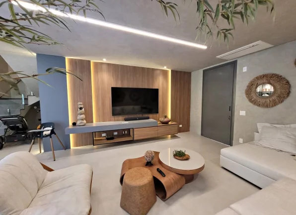 Imagem CASA DE CONDOMÍNIO FINAMENTE DECORADA À VENDA NA RIVIERA DE SÃO LOURENÇO.