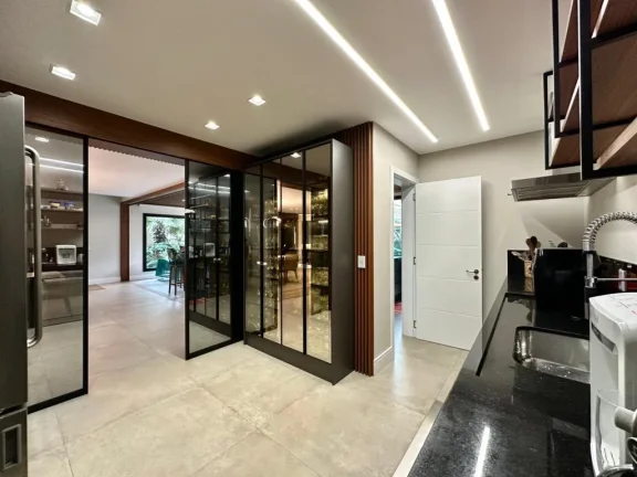Imagem Casa em Condominio 5 Dormitórios - Bairro xangri-la