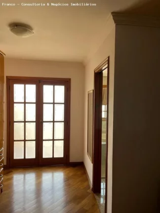 Imagem Sobrado para Venda em São Bernardo do Campo, Parque Selecta, 3 dormitórios, 1 suíte, 4 banheiros, 1 vaga