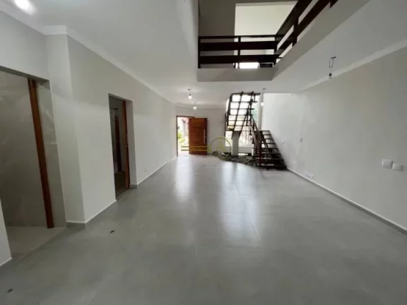 Imagem Sobrado à venda reformado Condomínio Bougainville III Piscina e Hidro