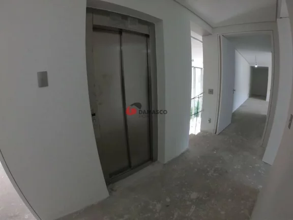 Imagem Sobrado à venda 5 Quartos, 5 Suites, 6 Vagas, 950M², Cerâmica, São Caetano do Sul - SP