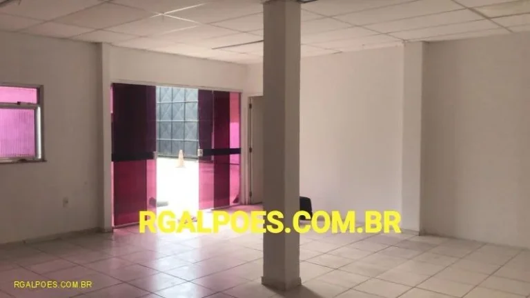 Imagem Galpão para Locação em DUQUE DE CAXIAS, Figueira, 2 banheiros