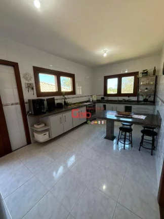 Imagem Casa com 3 dormitórios à venda, 250 m² por R$ 2.000.000,00 - Praia do Siqueira - Cabo Frio/RJ