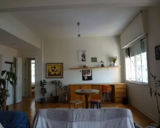 Imagem Apartamento à venda na Rua Cardoso de Almeida com 3 quartos e 1 vaga.