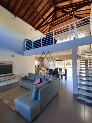 Imagem Casa Espaçosa com Piscina no Condomínio Jatobá – Cesário Lange/SP.