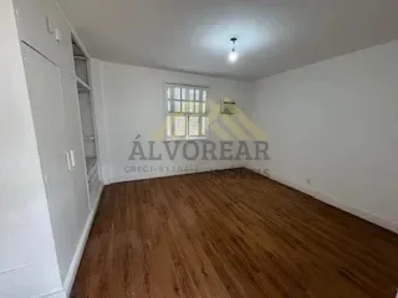 Imagem Sobrado Comercial para Locação – Itaim Bibi A apenas 50 metros da estação de metro Campo Belo