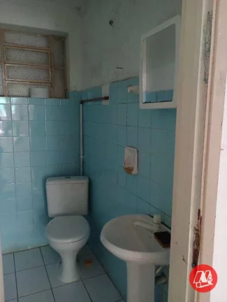 Imagem Loja na esquina com a Ipiranga, 144m², Salão grande + escritório