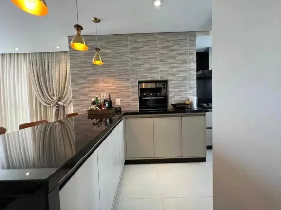 Imagem Apartamento mobiliado com 3 suítes e 2 vagas no Centro de Balneario Camboriu- SC