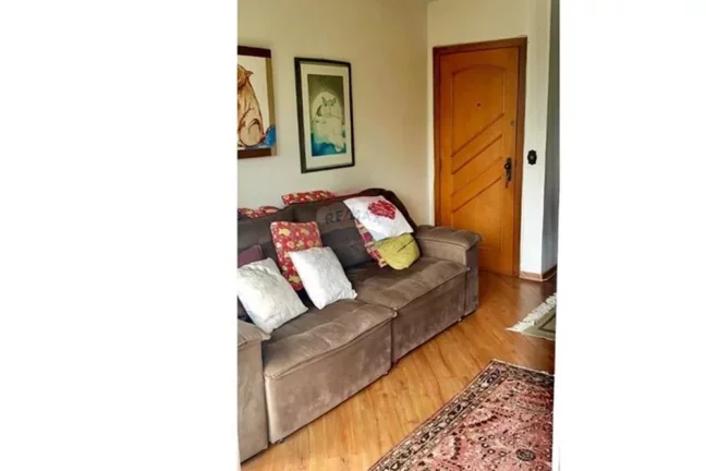Imagem Excepcional apartamento de 3 dormitórios (1 suíte) na tranquila e arborizada Vila Indiana