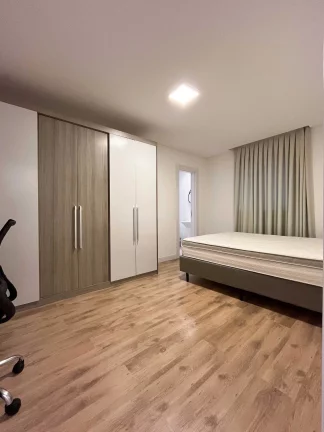 Imagem Apartamento mobiliado com 3 suítes e 2 vagas de garagem no bairro Perequê em Porto Belo