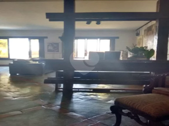 Imagem Casa à venda com 4 quartos, sendo 4 suítes, em Vila Sônia, São Paulo - SP