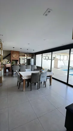 Imagem Sobrado Luxuoso