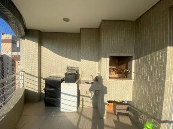 Imagem Belíssimo apartamento, próximo a beira mar, ao lado da casa do governador em prédio com alto padr...