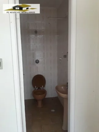 Imagem Sobrado Padrão para Venda em Jardim da Glória São Paulo-SP