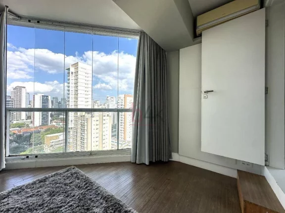 Imagem Cobertura Duplex, mobiliada e decorada à venda no coração da Vila Olimpia.