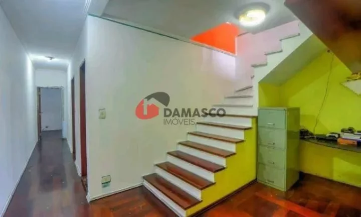 Imagem Sobrado à venda 3 Quartos, 1 Suite, 2 Vagas, 350M², Santa Maria, São Caetano do Sul - SP