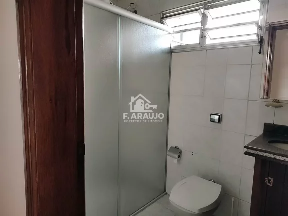 Imagem Casa Comercial à Venda Sorocaba-SP, 2 Quartos, 6 Vagas, 210m².