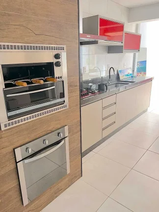 Imagem Casa com 2 dormitórios sendo 2 suítes e 3 vagas de garagem em Balneário Camboriú/SC
