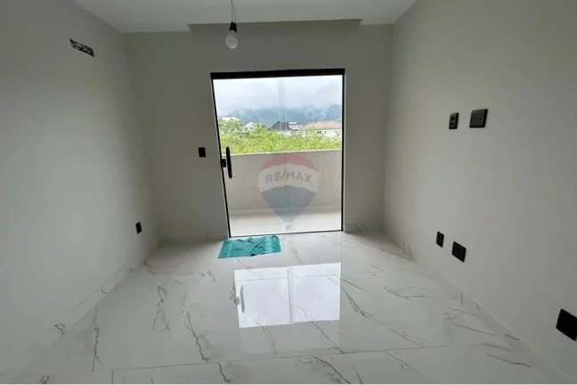 Imagem Casa de luxo em Condomínio Fechado em Vargem Pequena