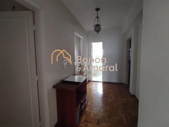 Imagem Amplo apartamento com 3 dormitórios sendo 1 suíte, sala com 2 ambientes, cozinha planejada, área de serviço, suíte de empregada e vaga de garagem