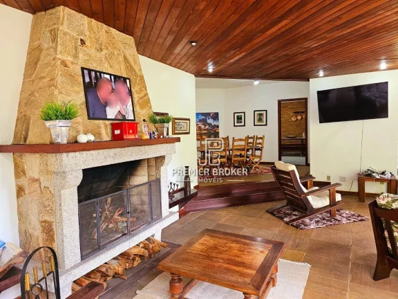 Imagem Casa à venda, 298 m² por R$ 2.250.000,00 - Albuquerque - Teresópolis/RJ