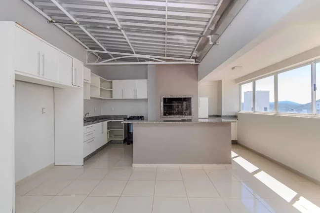 Imagem Cobertura triplex mobiliado com 5 suítes 3 vagas em Balneário Camboriú/SC