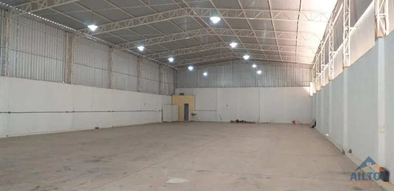 Imagem Galpão Comercial com 672m2 para Locação no Bairro Aeroporto - Guarapari /ES