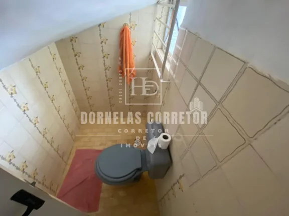 Imagem Casa Espaçosa com 6 Quartos e 2 Suítes à Venda por R$ 600 Mil