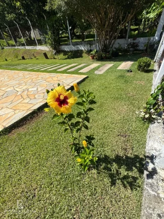 Imagem Maravilhosa chacara em Atibaia com 1100m² e 150m² de area construida - 3 Dormitorios sendo uma suite - A VENDA!!!