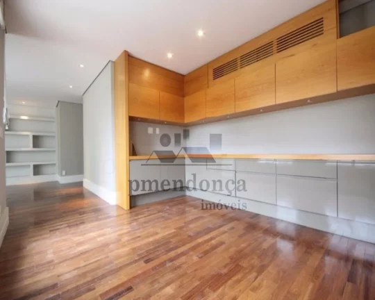 Imagem Apartamento Duplex em Higienópolis, 347m²