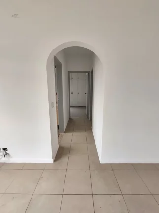 Imagem Apartamento com 2 dormitórios (1 suíte) , Dependência completa de serviço, 01 Vaga de garagem, em Perdizes, Portaria 24 hs com Segurança, Gerador