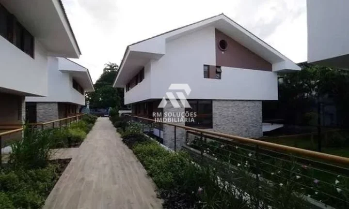 Casa de 4 quartos, 258m² no bairro Poço da Panela, em Recife
