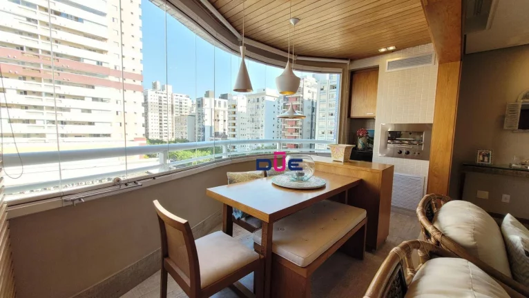 Imagem Apartamento com 3 dormitórios à venda, 180 m² por R$ 1.850.000 - Gonzaga - Santos/SP