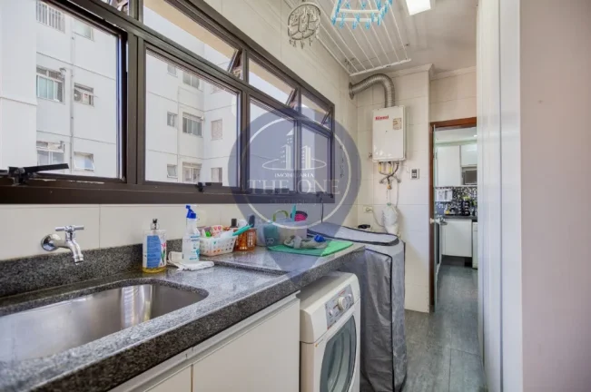 Imagem Apartamento de luxo com 4 quartos e 3 suítes em Perdizes, São Paulo - 192m² e 3 vagas de garagem!