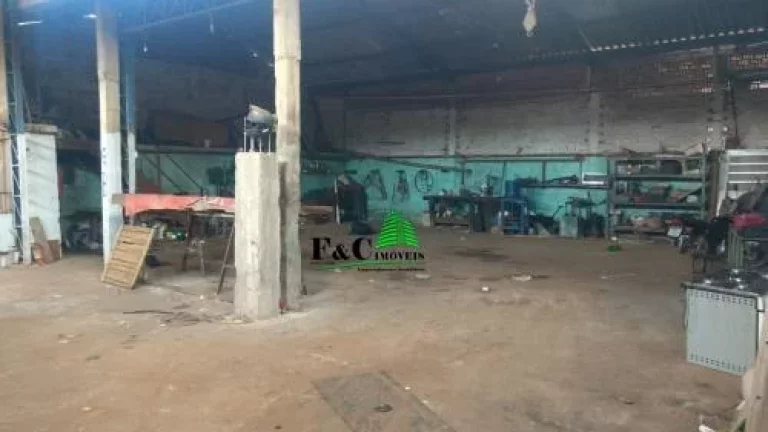 Imagem Chácara para Venda em Limeira, Vila Queiroz, 3 dormitórios, 1 suíte, 1 banheiro, 5 vagas