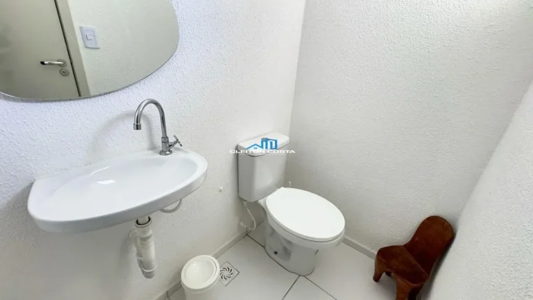 Imagem Casa para Locação em Feira de Santana, SIM, 2 dormitórios, 1 banheiro, 2 vagas