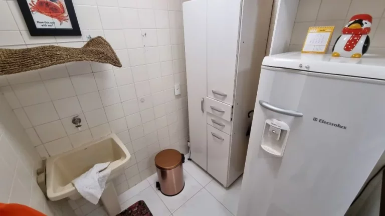 Imagem Flat com 2 dormitórios à venda, 76 m² - Pitangueiras - Guarujá/SP